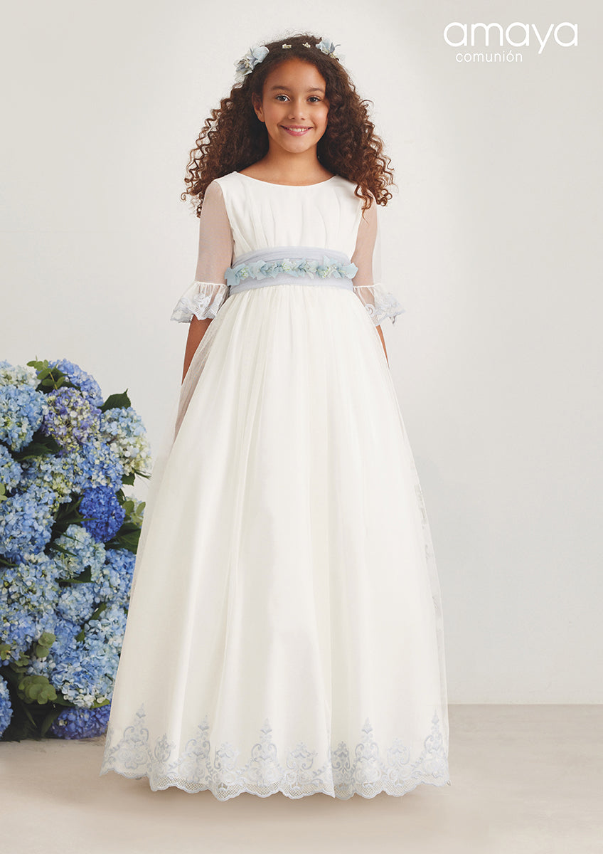 Embroidered Tulle Spanish Communion Gown Amaya 587021MD – Sparkly Gowns