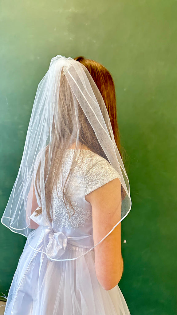 One-Layer Communion Veil with Ribbon Aster